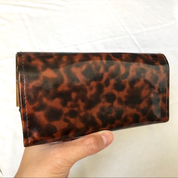 Tory Burch Sunglass Case Tortoise - Picture 7 of 7